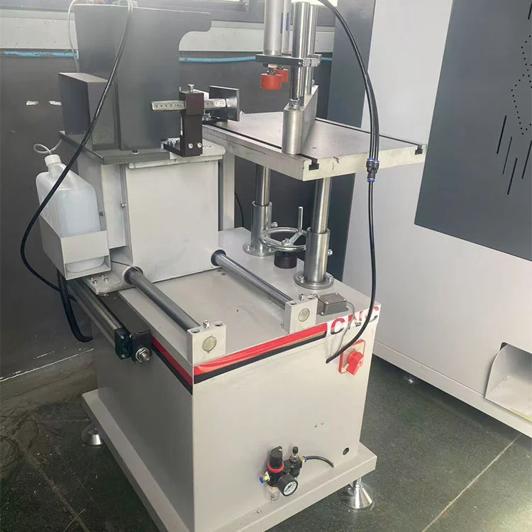 3+1 Axis CNC Aluminum End Milling Machine ສໍາລັບ Thermal Break Window Mullion
