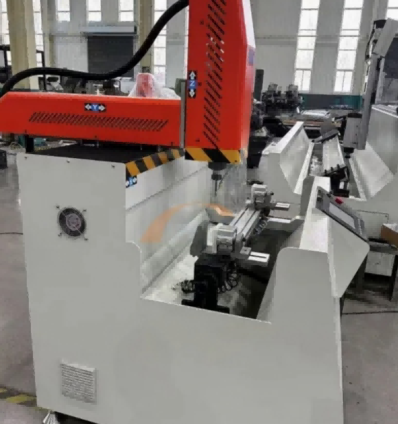 800mm High-Rigidity CNC Machining Center for Large-Section Aluminium Profiles