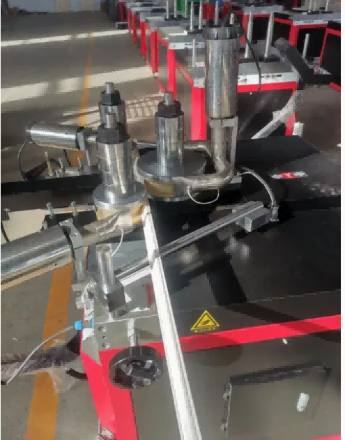 CNC Bending Machine ສໍາລັບອາລູມິນຽມ & PVC Profiles ປ່ອງຢ້ຽມ / ປະຕູ