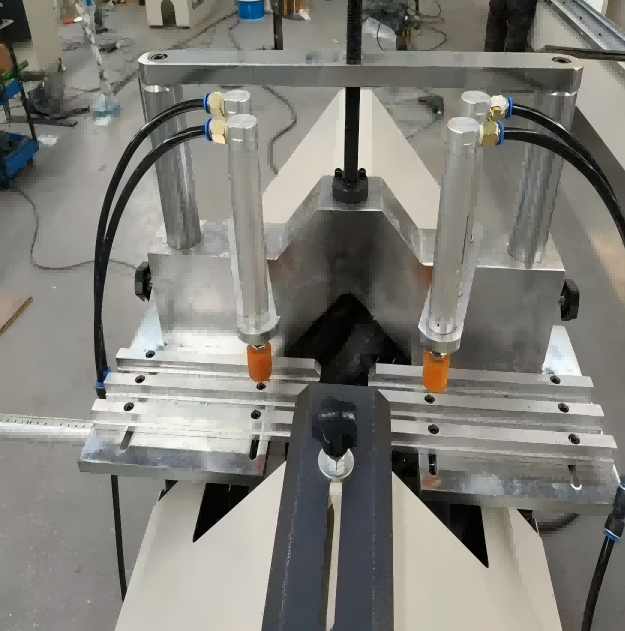 Heavy-Duty High-Precision Double-Head UPVC Window Glazing Bead Miter Cutting Saw Machine for PVC Door & Window Making