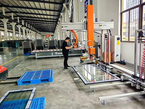 Cnc Glass Window Sealant Spreading Machinery
